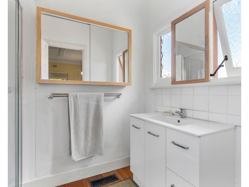 25 Mereweather Avenue, Frankston VIC 3199