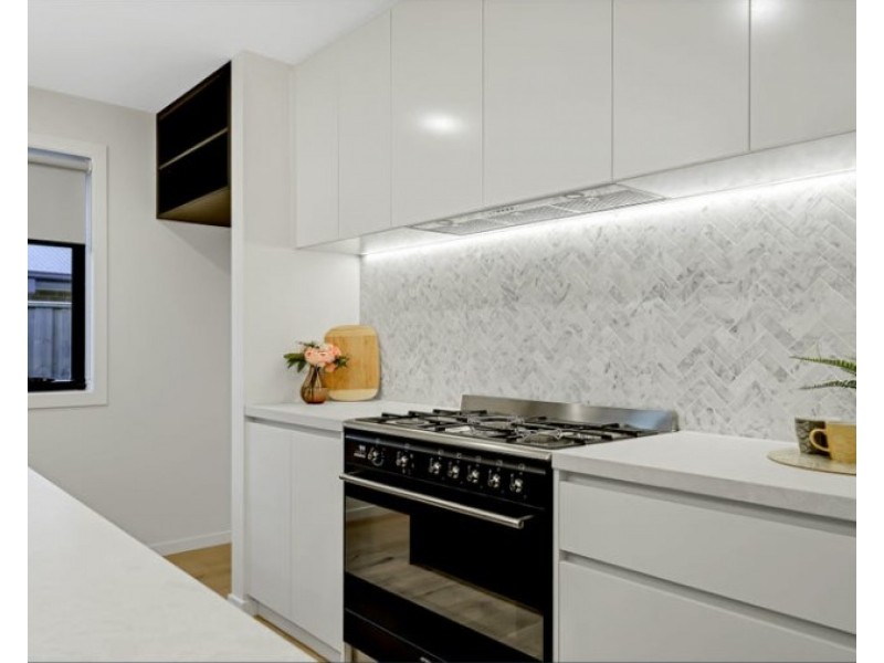 5 Pesaro Street, Clyde VIC 3978