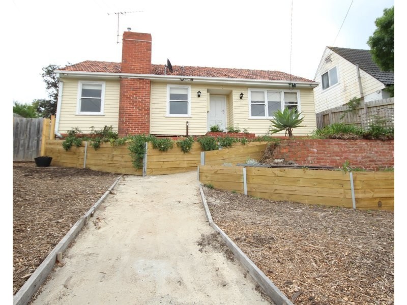 10 Inglis Avenue, Frankston VIC 3199