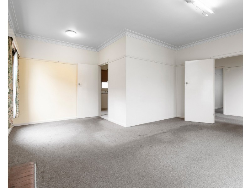 56 McMahons Road, Frankston VIC 3199