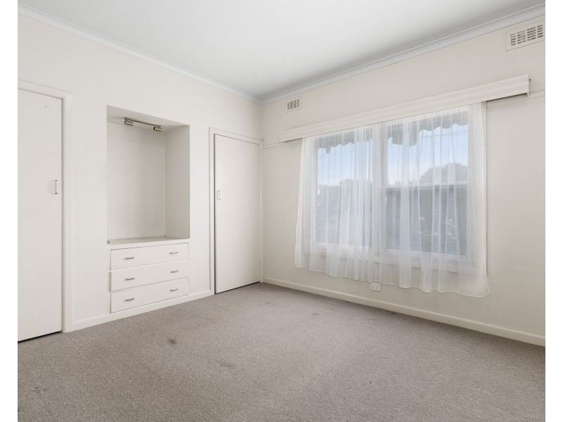 56 McMahons Road, Frankston VIC 3199