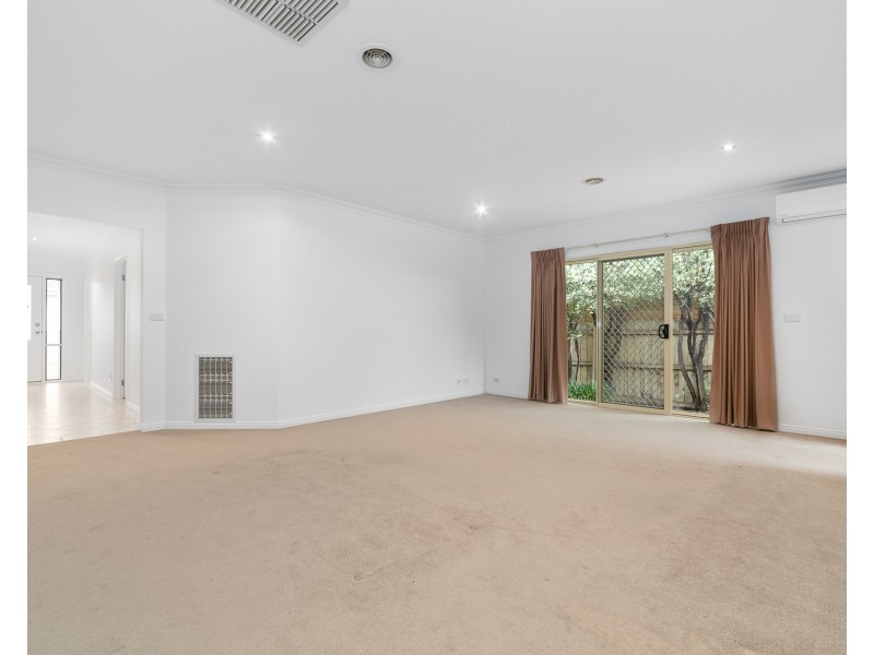2/5 Myola Street, Carrum VIC 3197