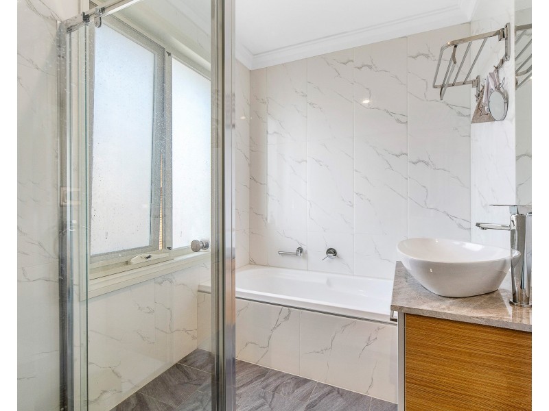 1/9 Beach Grove, Seaford VIC 3198
