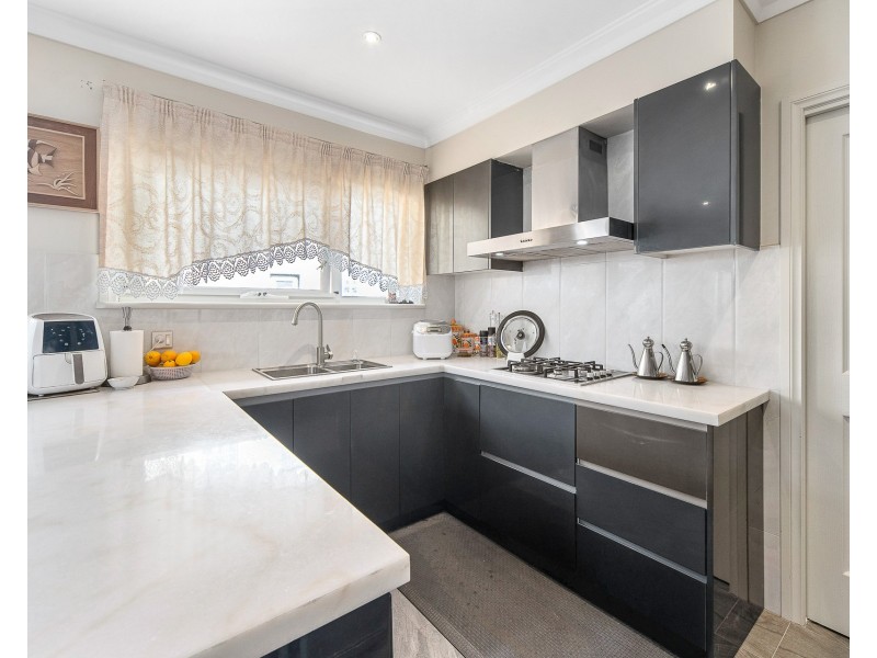 1/9 Beach Grove, Seaford VIC 3198