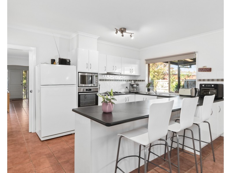 3 Cashmere Crescent, Berwick VIC 3806