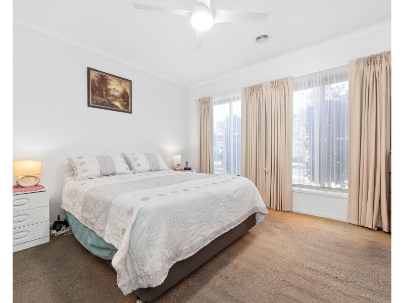 3 Cashmere Crescent, Berwick VIC 3806