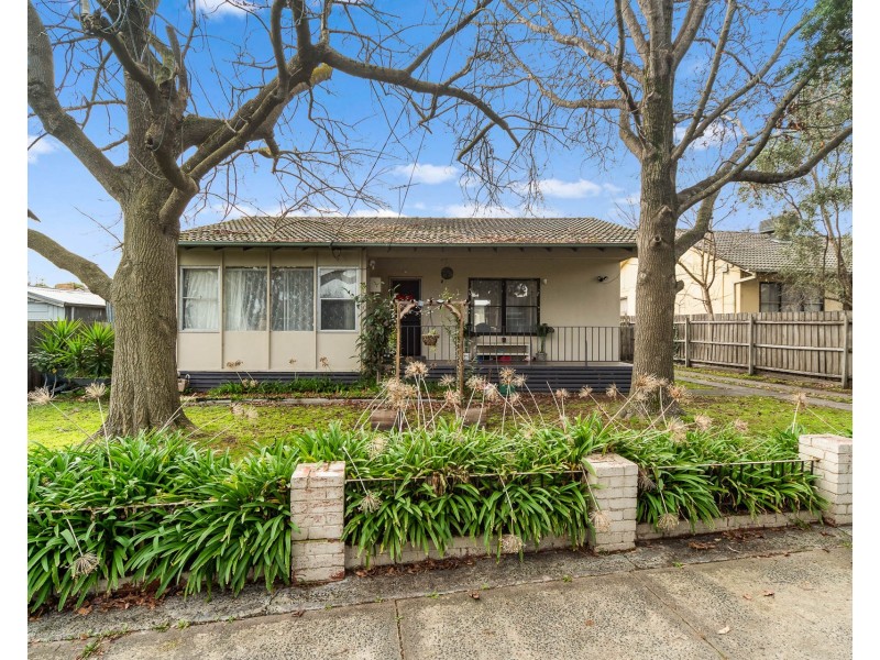 7 Hickory Crescent, Frankston North VIC 3200