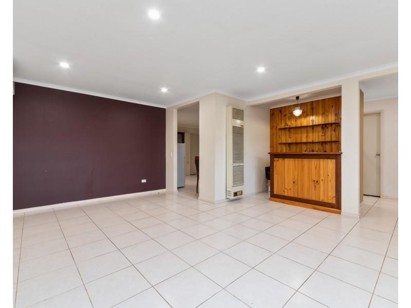 18 Broderick Road, Carrum Downs VIC 3201