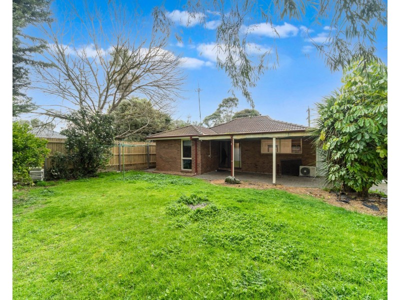 18 Broderick Road, Carrum Downs VIC 3201