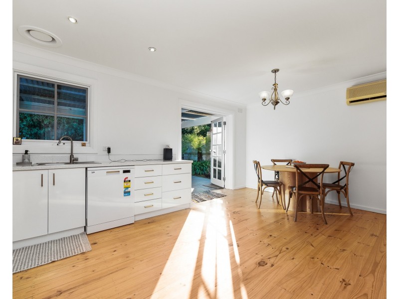 77 Lipton Drive, Frankston VIC 3199