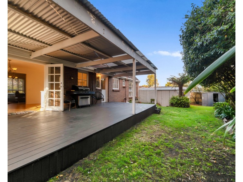 77 Lipton Drive, Frankston VIC 3199