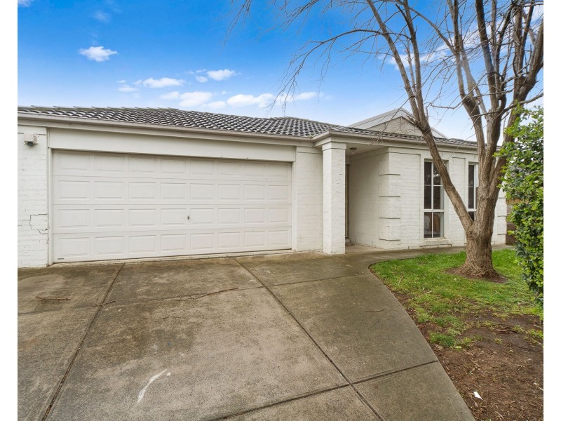 10 Vivi Court, Skye VIC 3977