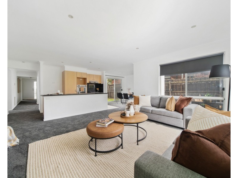 10 Vivi Court, Skye VIC 3977