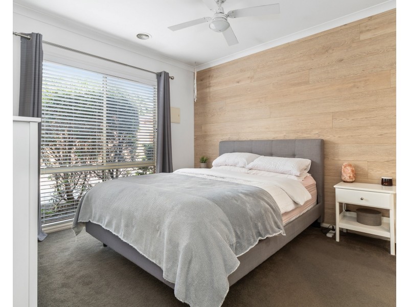 2/145 Austin Road, Seaford VIC 3198