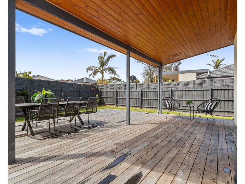 18 Bognor Avenue, Seaford VIC 3198