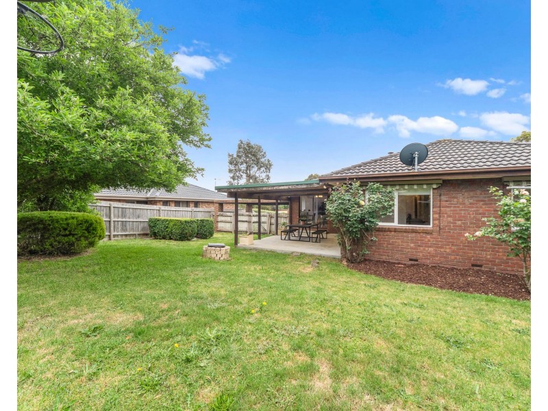 88 Burgess Drive, Langwarrin VIC 3910