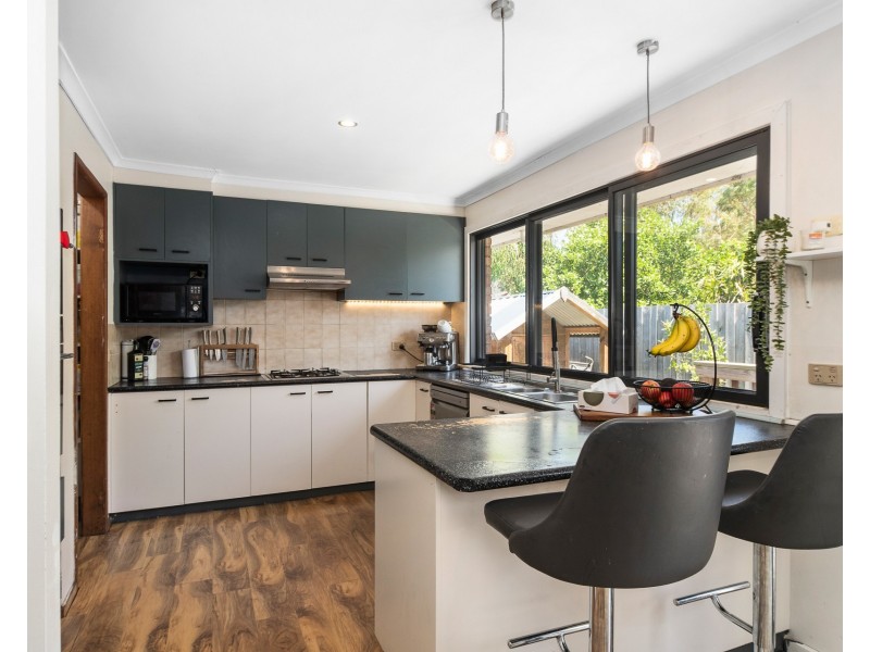 4A Woodlea Court, Frankston VIC 3199