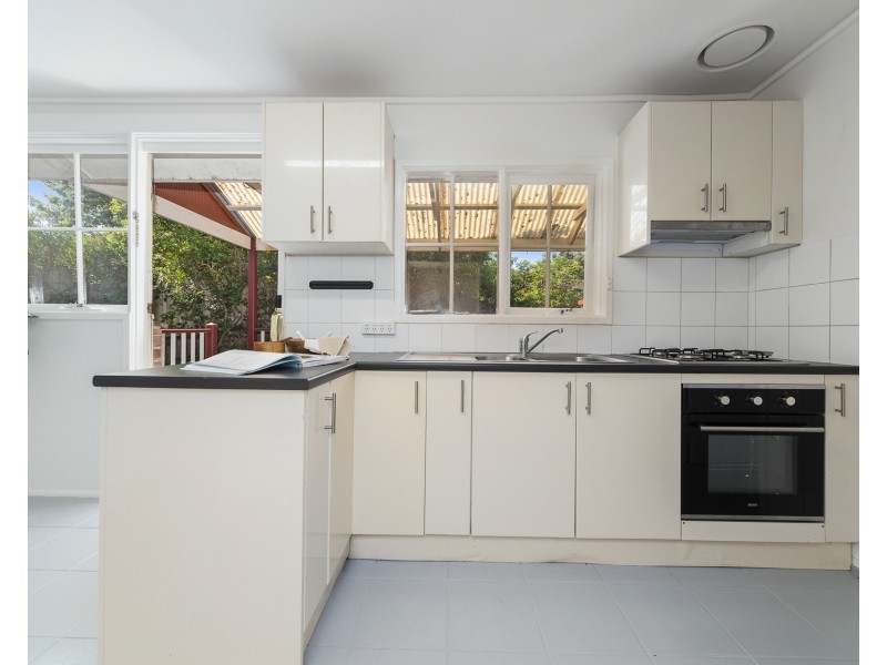 16 Golconda Avenue, Frankston VIC 3199