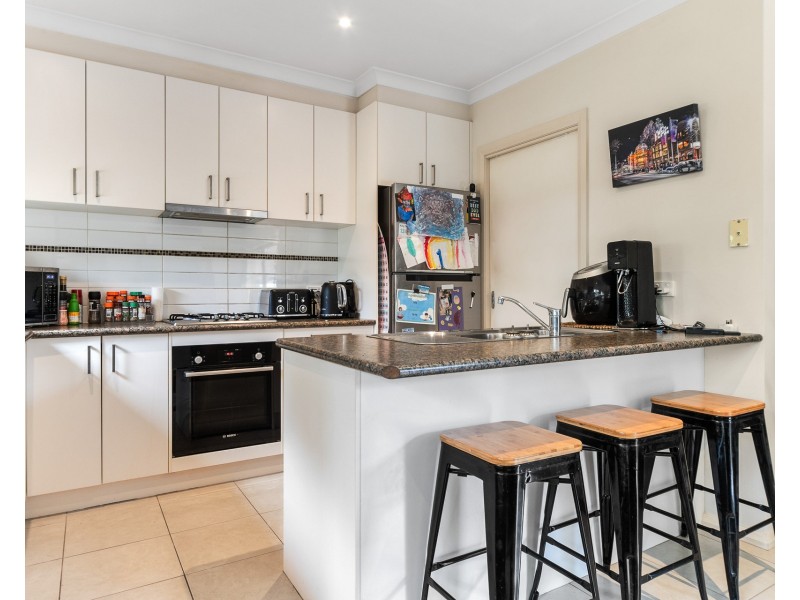 1/10 Robinia Street, Frankston VIC 3199