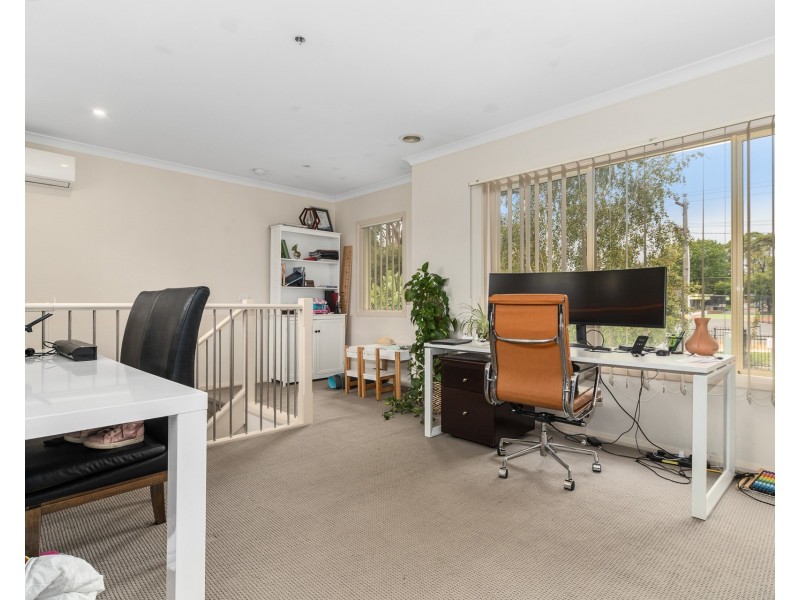 1/10 Robinia Street, Frankston VIC 3199