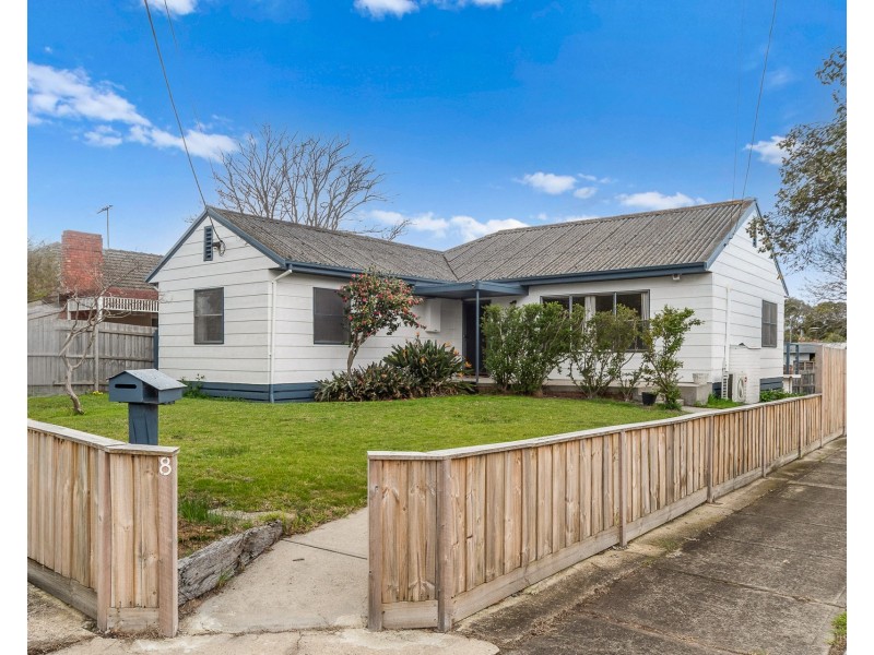 8 Queen Street, Frankston VIC 3199