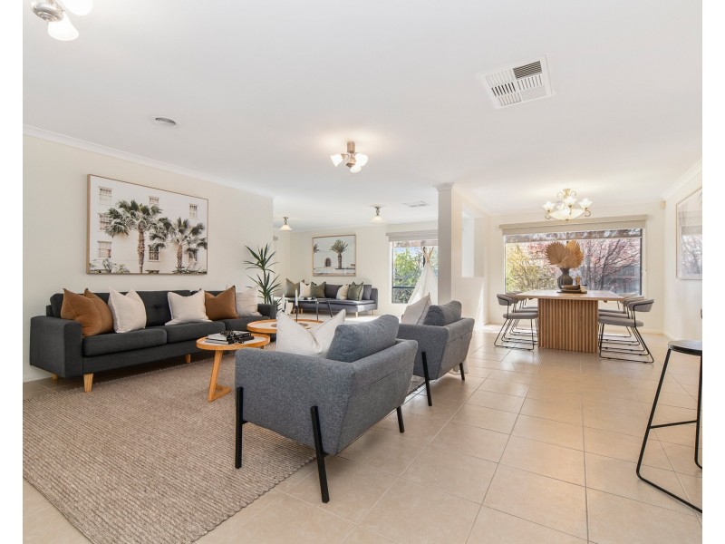 43 Balinga Drive, Skye VIC 3977