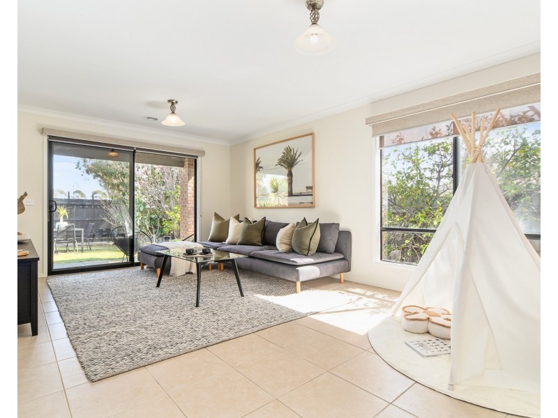 43 Balinga Drive, Skye VIC 3977