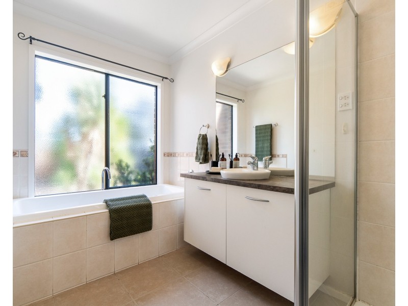 43 Balinga Drive, Skye VIC 3977
