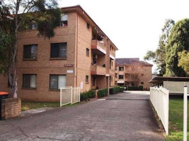 9/171 Derby Street, Penrith NSW 2750