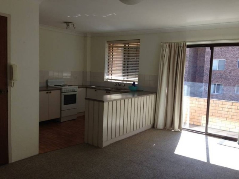 9/171 Derby Street, Penrith NSW 2750