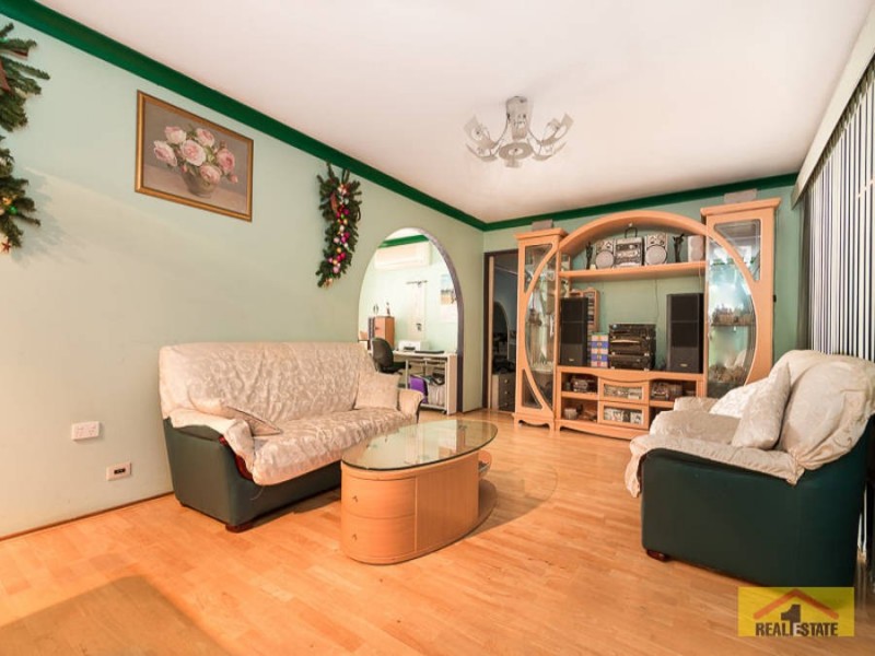 4 Ferrier Crescent, Minchinbury NSW 2770