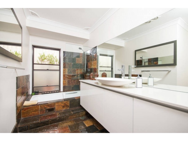 71 Buring Crescent, Minchinbury NSW 2770