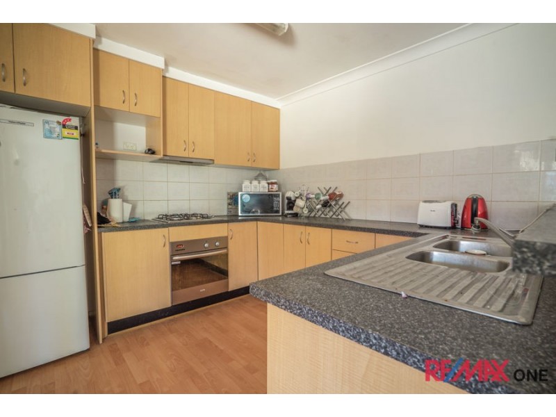 11 Toomey Crescent, Quakers Hill NSW 2763