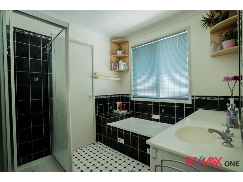 11 Toomey Crescent, Quakers Hill NSW 2763