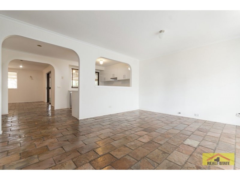 19 Ferrier Crescent, Minchinbury NSW 2770