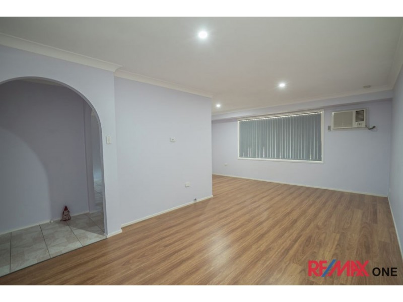 2/4 Woodvale Close, Plumpton NSW 2761