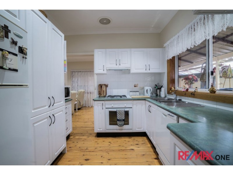 25 Thompson Avenue, St Marys NSW 2760