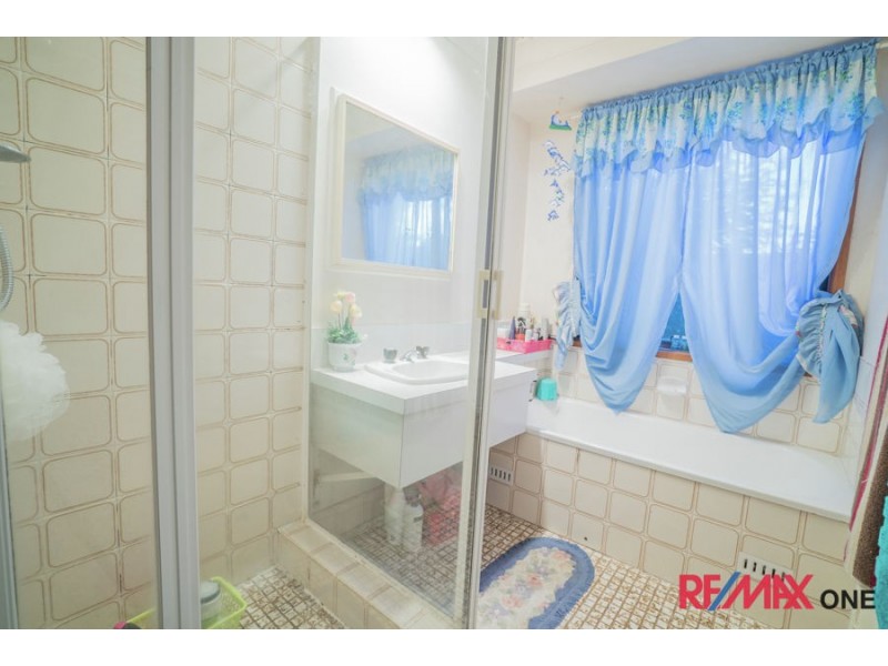 27 Rotorua Road, St Clair NSW 2759