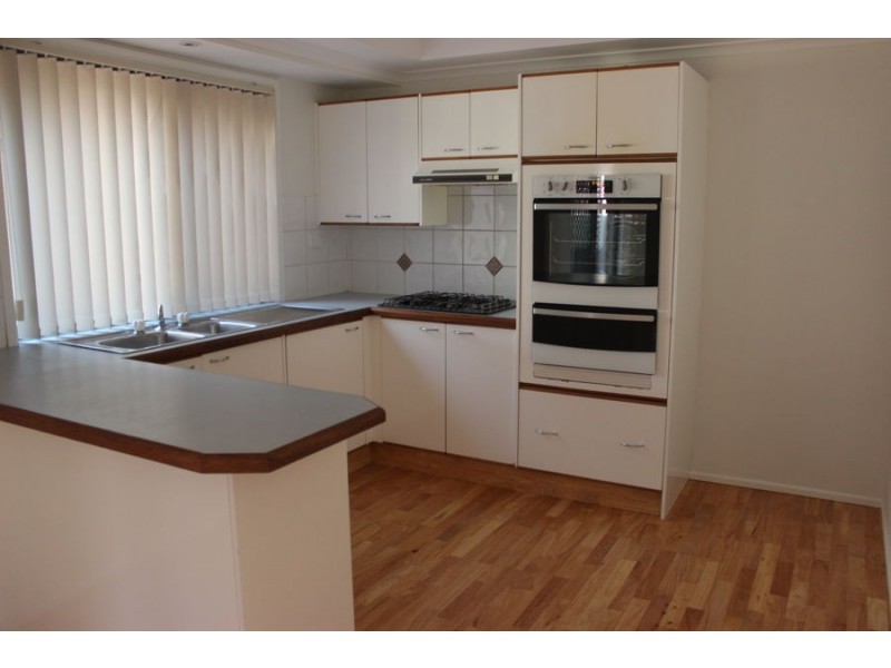 145 Minchin Drive, Minchinbury NSW 2770