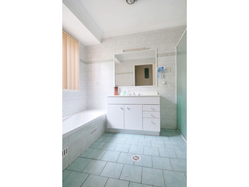 38 Barossa Drive, Minchinbury NSW 2770