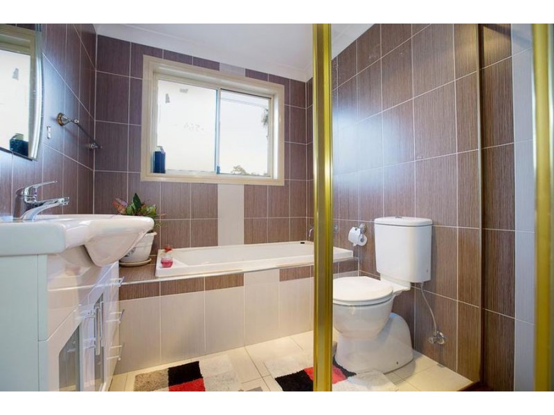 99 Mcfarlane Drive, Minchinbury NSW 2770