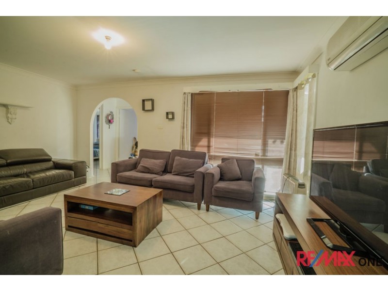 8 Alchin Street, Dharruk NSW 2770