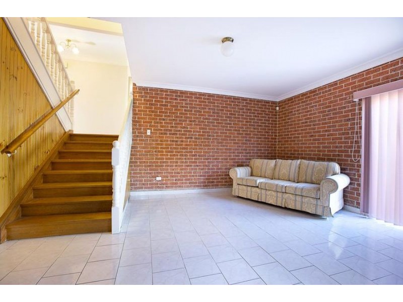 12 Fleurs Street, Minchinbury NSW 2770