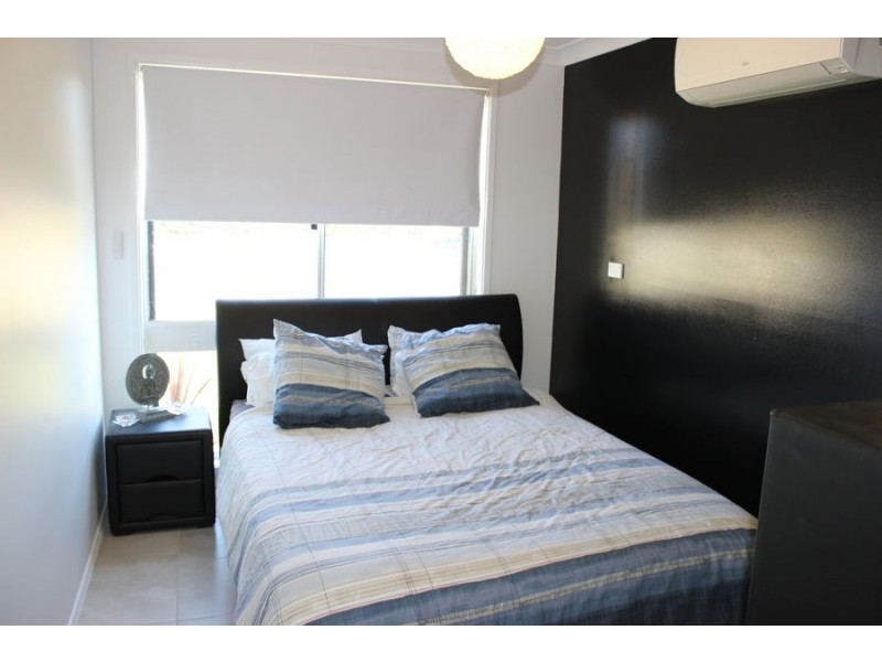 4 Denver Road, St Clair NSW 2759