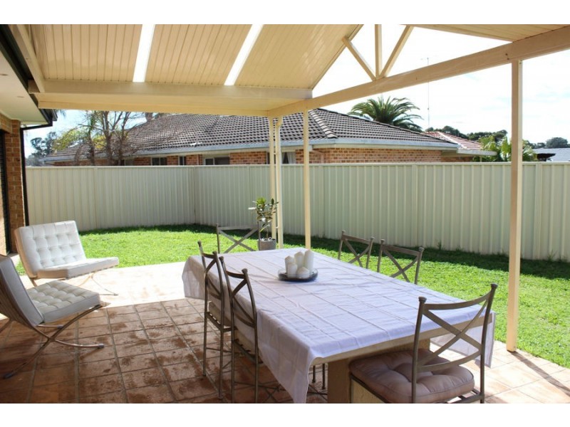 4 Denver Road, St Clair NSW 2759