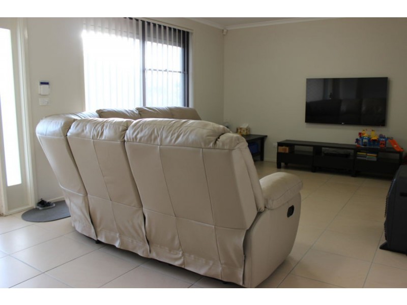 140 Minchin Drive, Minchinbury NSW 2770