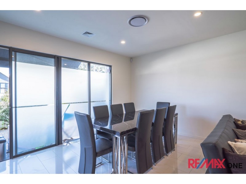 98 Hezlett Road, Kellyville NSW 2155