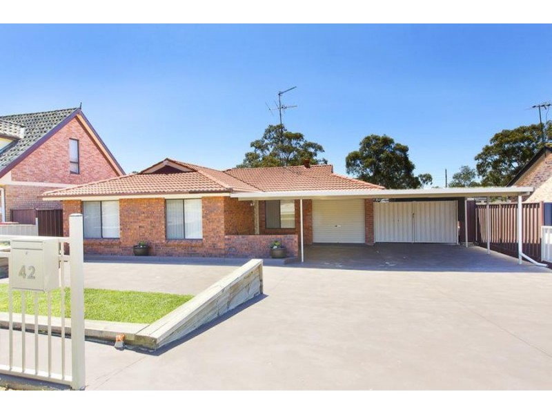 42 Mcfarlane Drive, Minchinbury NSW 2770