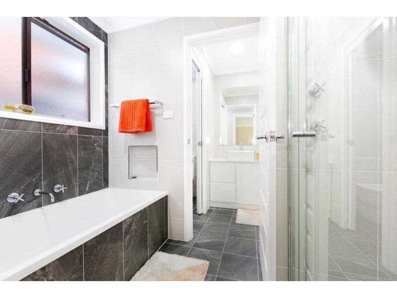 42 Mcfarlane Drive, Minchinbury NSW 2770