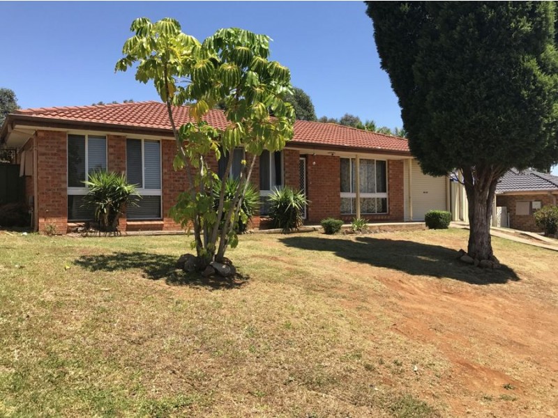 18 Agrafe Place, Minchinbury NSW 2770